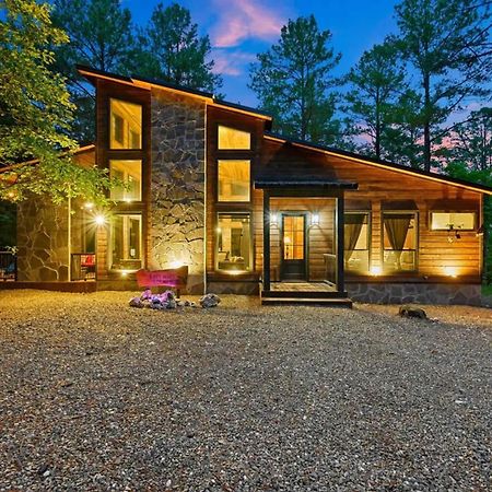 Luxury Cabin In The Woods With Hot Tub And Yard Games! Broken Bow Εξωτερικό φωτογραφία