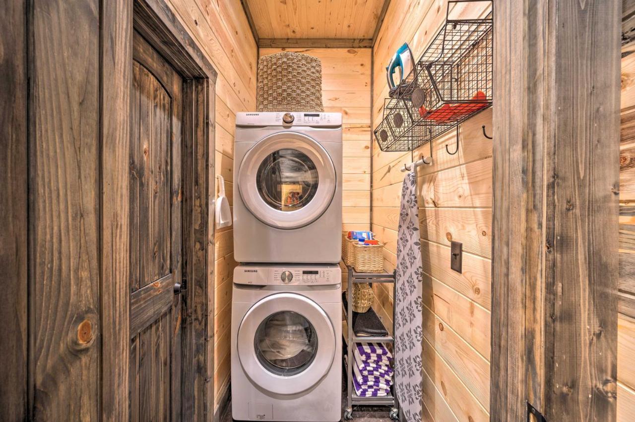 Luxury Cabin In The Woods With Hot Tub And Yard Games! Broken Bow Εξωτερικό φωτογραφία