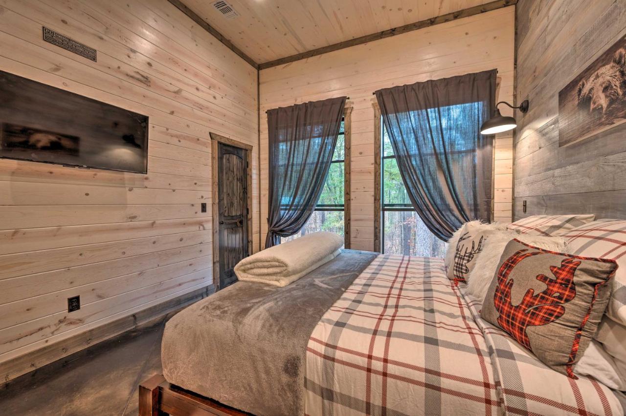 Luxury Cabin In The Woods With Hot Tub And Yard Games! Broken Bow Εξωτερικό φωτογραφία