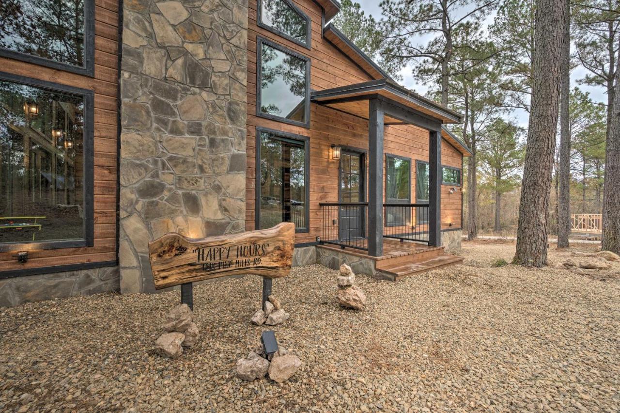 Luxury Cabin In The Woods With Hot Tub And Yard Games! Broken Bow Εξωτερικό φωτογραφία