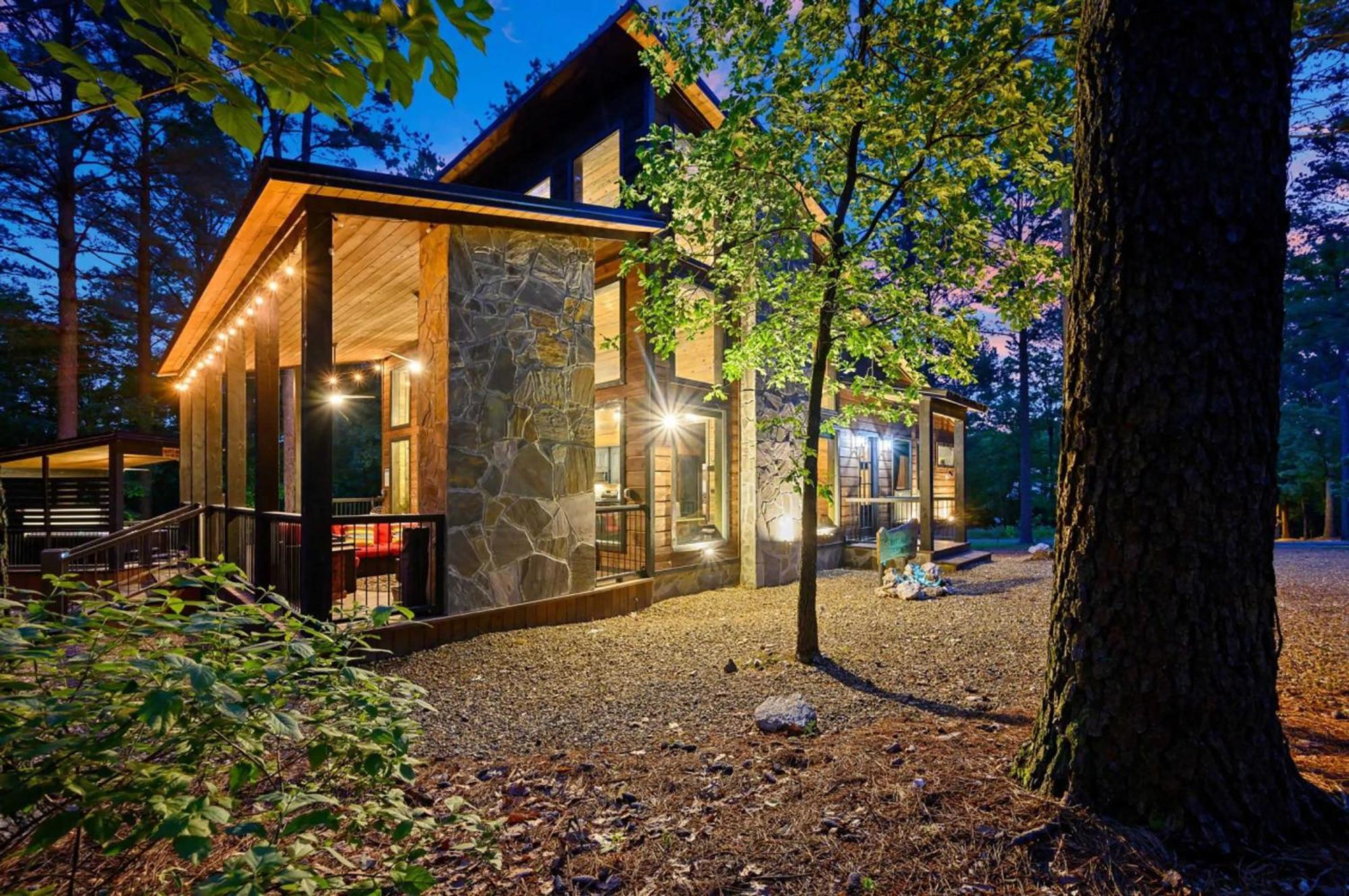 Luxury Cabin In The Woods With Hot Tub And Yard Games! Broken Bow Εξωτερικό φωτογραφία
