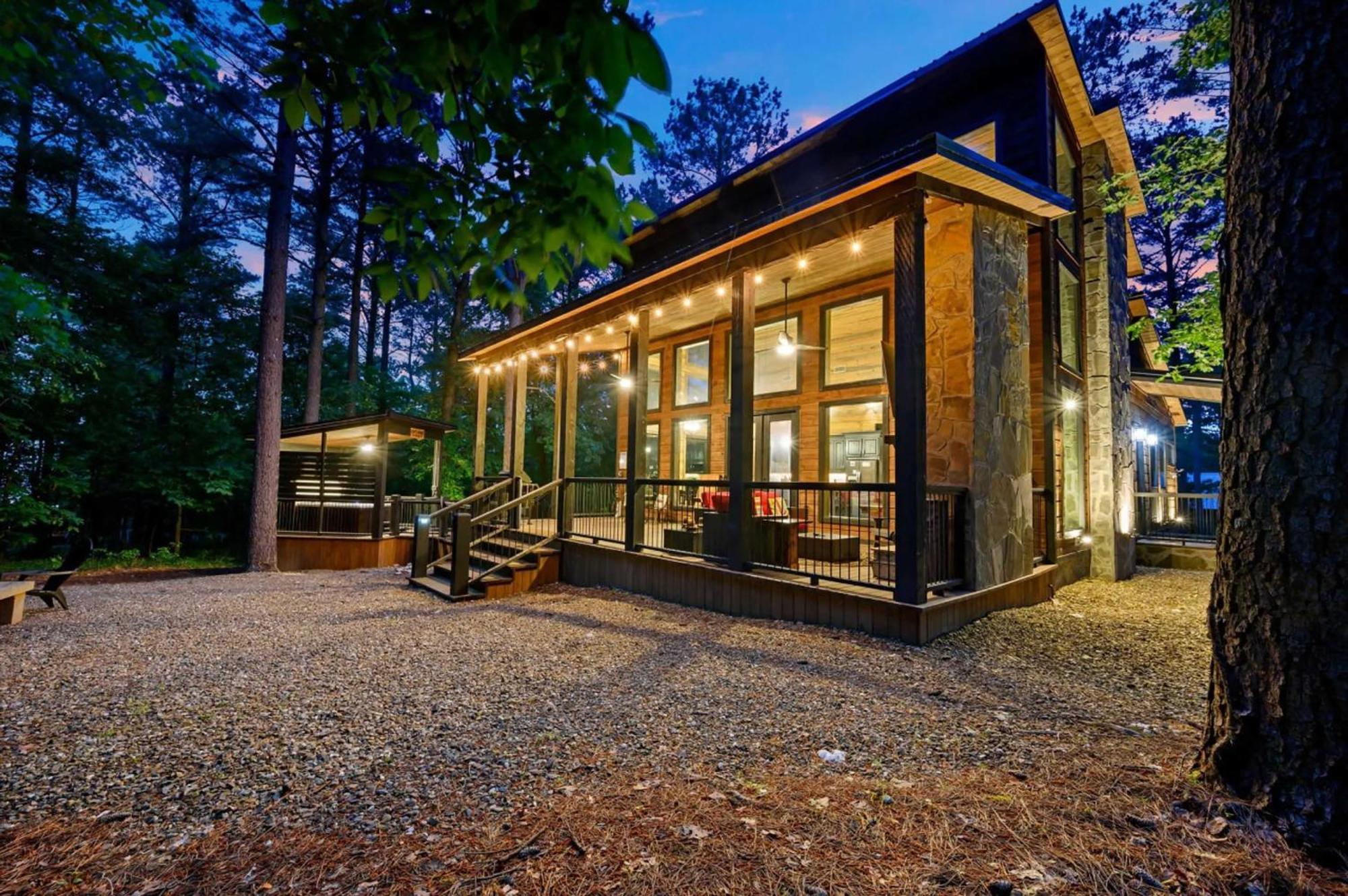 Luxury Cabin In The Woods With Hot Tub And Yard Games! Broken Bow Εξωτερικό φωτογραφία